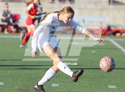 Thumbnail 3 in Cathedral Catholic vs. Edison (CIF SoCal Regional D1 Quarterfinal) photogallery.