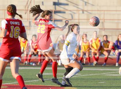 Thumbnail 3 in Cathedral Catholic vs. Edison (CIF SoCal Regional D1 Quarterfinal) photogallery.