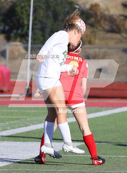 Thumbnail 2 in Cathedral Catholic vs. Edison (CIF SoCal Regional D1 Quarterfinal) photogallery.