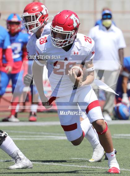 Thumbnail 2 in American Fork vs. Serra (Honor Bowl) photogallery.