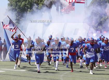 Thumbnail 3 in American Fork vs. Serra (Honor Bowl) photogallery.