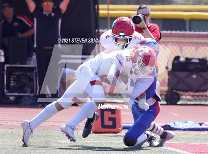 Thumbnail 3 in American Fork vs. Serra (Honor Bowl) photogallery.