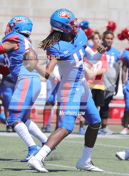Thumbnail 1 in American Fork vs. Serra (Honor Bowl) photogallery.