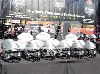 Thumbnail 2 in American Fork vs. Serra (Honor Bowl) photogallery.