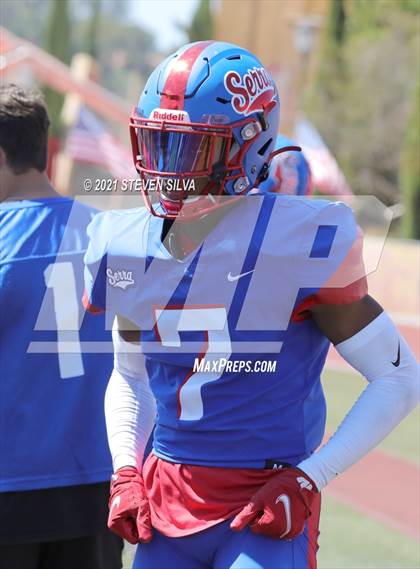 Thumbnail 2 in American Fork vs. Serra (Honor Bowl) photogallery.