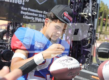Thumbnail 2 in American Fork vs. Serra (Honor Bowl) photogallery.