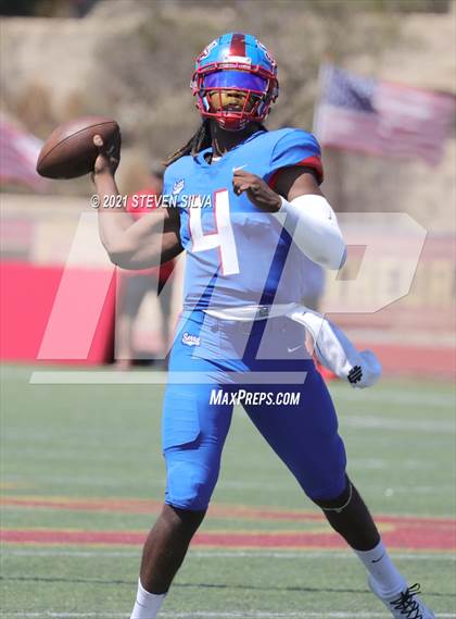 Thumbnail 1 in American Fork vs. Serra (Honor Bowl) photogallery.