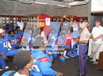 Thumbnail 3 in American Fork vs. Serra (Honor Bowl) photogallery.