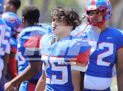 Thumbnail 2 in American Fork vs. Serra (Honor Bowl) photogallery.