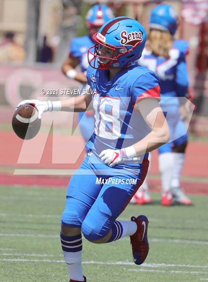 Thumbnail 3 in American Fork vs. Serra (Honor Bowl) photogallery.