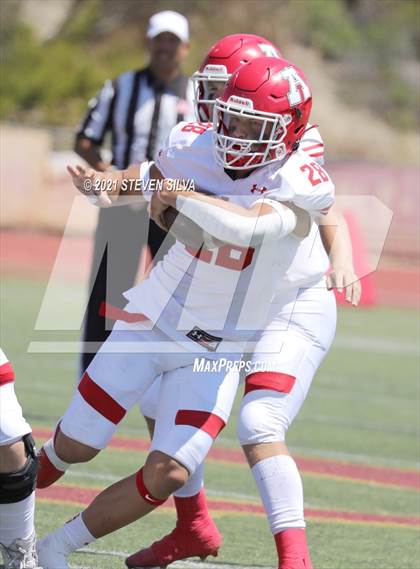 Thumbnail 2 in American Fork vs. Serra (Honor Bowl) photogallery.
