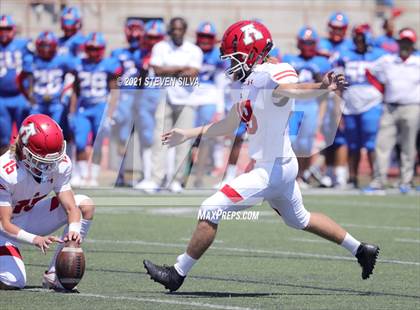 Thumbnail 1 in American Fork vs. Serra (Honor Bowl) photogallery.