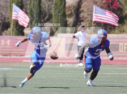 Thumbnail 3 in American Fork vs. Serra (Honor Bowl) photogallery.
