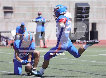 Thumbnail 3 in American Fork vs. Serra (Honor Bowl) photogallery.