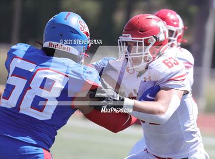 Thumbnail 2 in American Fork vs. Serra (Honor Bowl) photogallery.