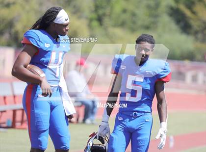 Thumbnail 1 in American Fork vs. Serra (Honor Bowl) photogallery.