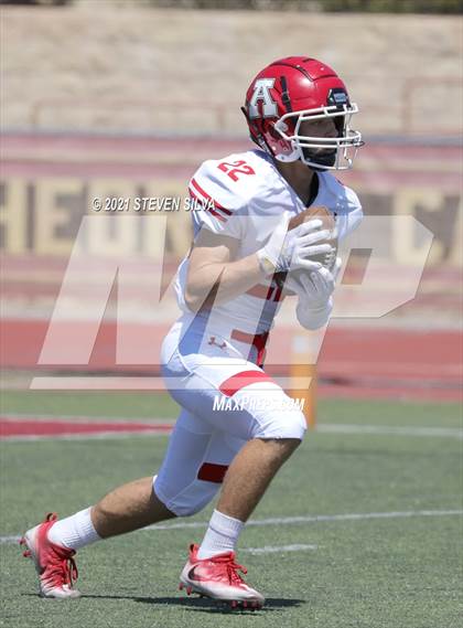 Thumbnail 3 in American Fork vs. Serra (Honor Bowl) photogallery.