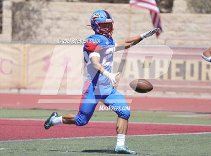 Thumbnail 3 in American Fork vs. Serra (Honor Bowl) photogallery.
