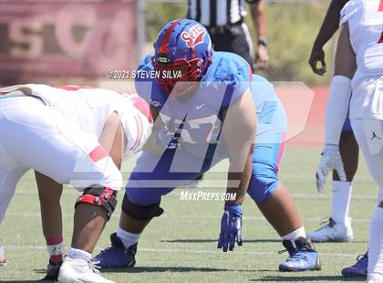 Thumbnail 2 in American Fork vs. Serra (Honor Bowl) photogallery.