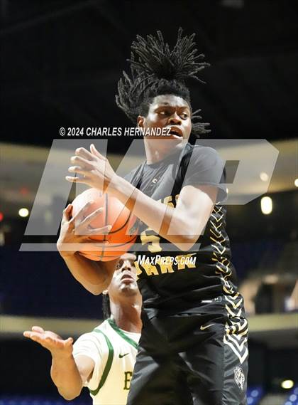 Thumbnail 2 in Cypress Park vs. Cypress Falls (Cy-Hoops Invitational) photogallery.