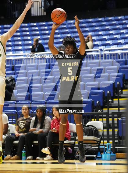 Thumbnail 2 in Cypress Park vs. Cypress Falls (Cy-Hoops Invitational) photogallery.