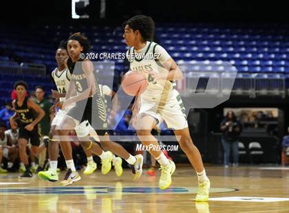 Thumbnail 1 in Cypress Park vs. Cypress Falls (Cy-Hoops Invitational) photogallery.