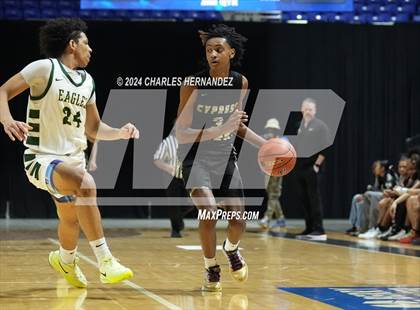 Thumbnail 3 in Cypress Park vs. Cypress Falls (Cy-Hoops Invitational) photogallery.