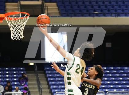 Thumbnail 3 in Cypress Park vs. Cypress Falls (Cy-Hoops Invitational) photogallery.