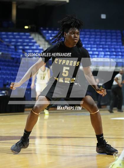 Thumbnail 1 in Cypress Park vs. Cypress Falls (Cy-Hoops Invitational) photogallery.