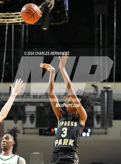 Thumbnail 3 in Cypress Park vs. Cypress Falls (Cy-Hoops Invitational) photogallery.