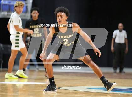 Thumbnail 2 in Cypress Park vs. Cypress Falls (Cy-Hoops Invitational) photogallery.
