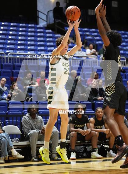 Thumbnail 2 in Cypress Park vs. Cypress Falls (Cy-Hoops Invitational) photogallery.