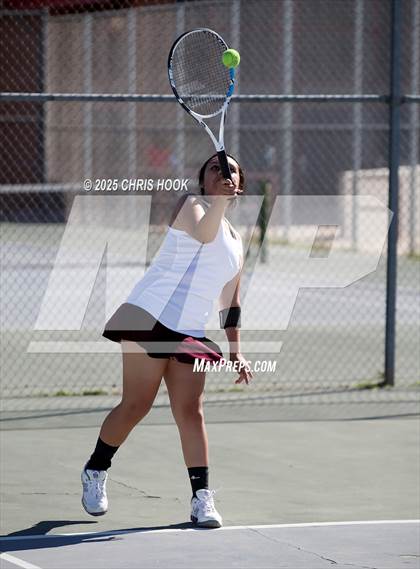 Thumbnail 1 in Desert View @ Sahuaro photogallery.