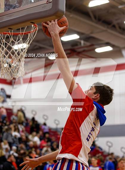 Thumbnail 2 in Spencerville vs. Wayne Trace (OHSAA Division 3 Region 10 District Semi Final) photogallery.