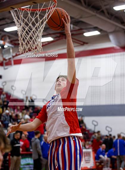Thumbnail 2 in Spencerville vs. Wayne Trace (OHSAA Division 3 Region 10 District Semi Final) photogallery.