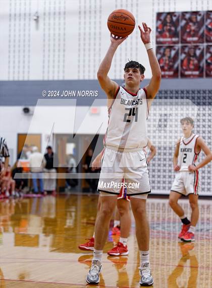 Thumbnail 1 in Spencerville vs. Wayne Trace (OHSAA Division 3 Region 10 District Semi Final) photogallery.