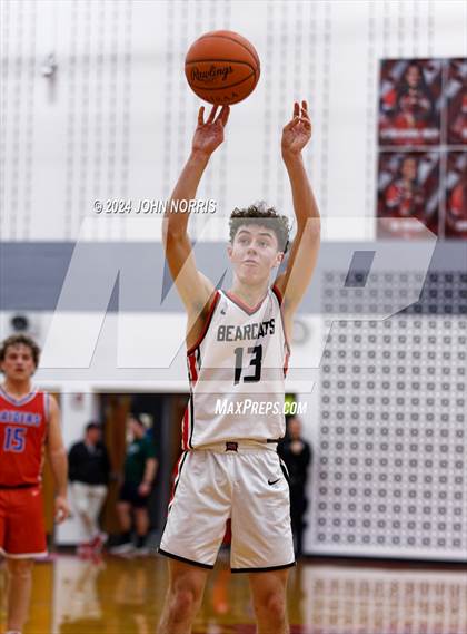 Thumbnail 2 in Spencerville vs. Wayne Trace (OHSAA Division 3 Region 10 District Semi Final) photogallery.