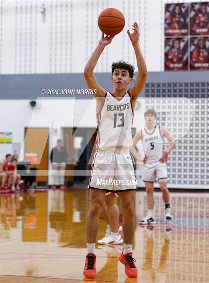 Thumbnail 3 in Spencerville vs. Wayne Trace (OHSAA Division 3 Region 10 District Semi Final) photogallery.