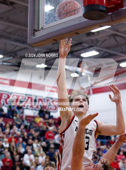 Thumbnail 1 in Spencerville vs. Wayne Trace (OHSAA Division 3 Region 10 District Semi Final) photogallery.