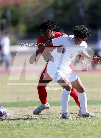 Thumbnail 1 in Mica Mountain vs Tucson High Magnet School (Brandon Bean Soccer Tournament) photogallery.