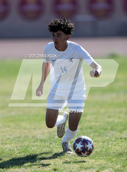 Thumbnail 2 in Mica Mountain vs Tucson High Magnet School (Brandon Bean Soccer Tournament) photogallery.