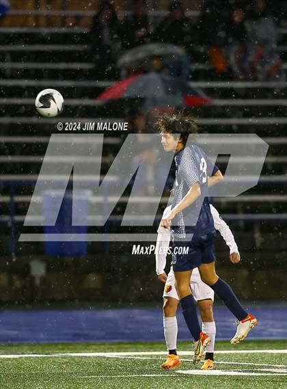 Thumbnail 3 in Menlo-Atherton @ Carlmont photogallery.
