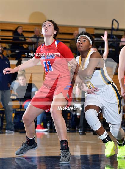 Thumbnail 2 in Folsom vs. Inderkum (Trojan Toss Up) photogallery.