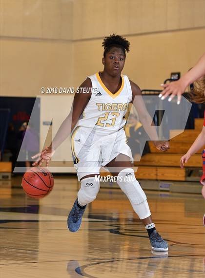 Thumbnail 2 in Folsom vs. Inderkum (Trojan Toss Up) photogallery.