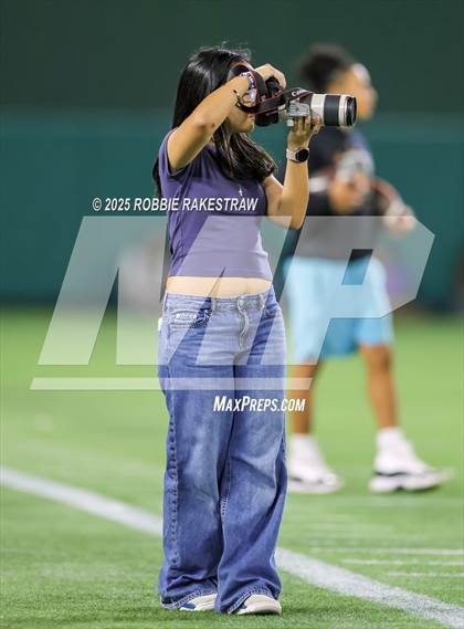 Thumbnail 1 in Haltom @ Bowie photogallery.