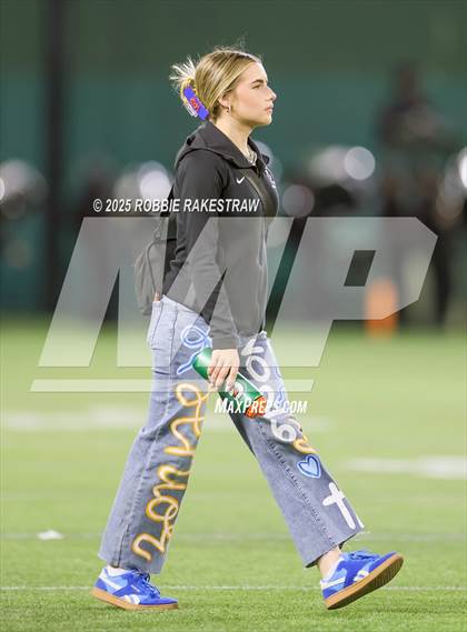 Thumbnail 2 in Haltom @ Bowie photogallery.