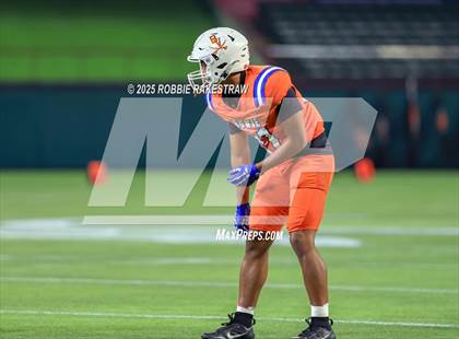 Thumbnail 3 in Haltom @ Bowie photogallery.