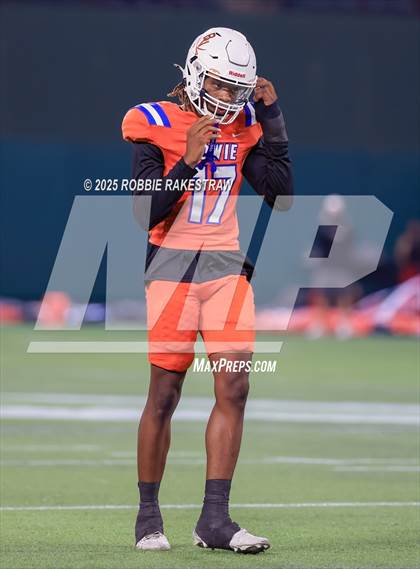 Thumbnail 3 in Haltom @ Bowie photogallery.