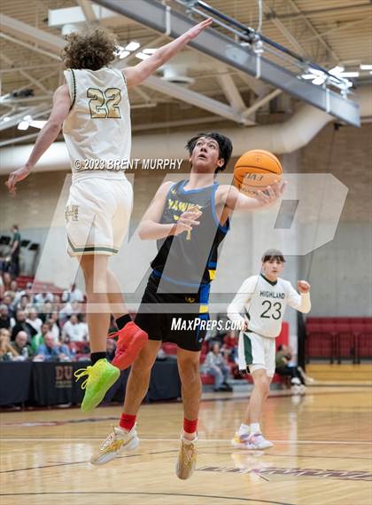 Thumbnail 1 in SkyView Academy vs. Highland (CHSAA 3A Great 8) photogallery.