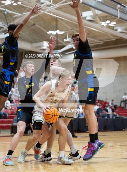 Thumbnail 2 in SkyView Academy vs. Highland (CHSAA 3A Great 8) photogallery.